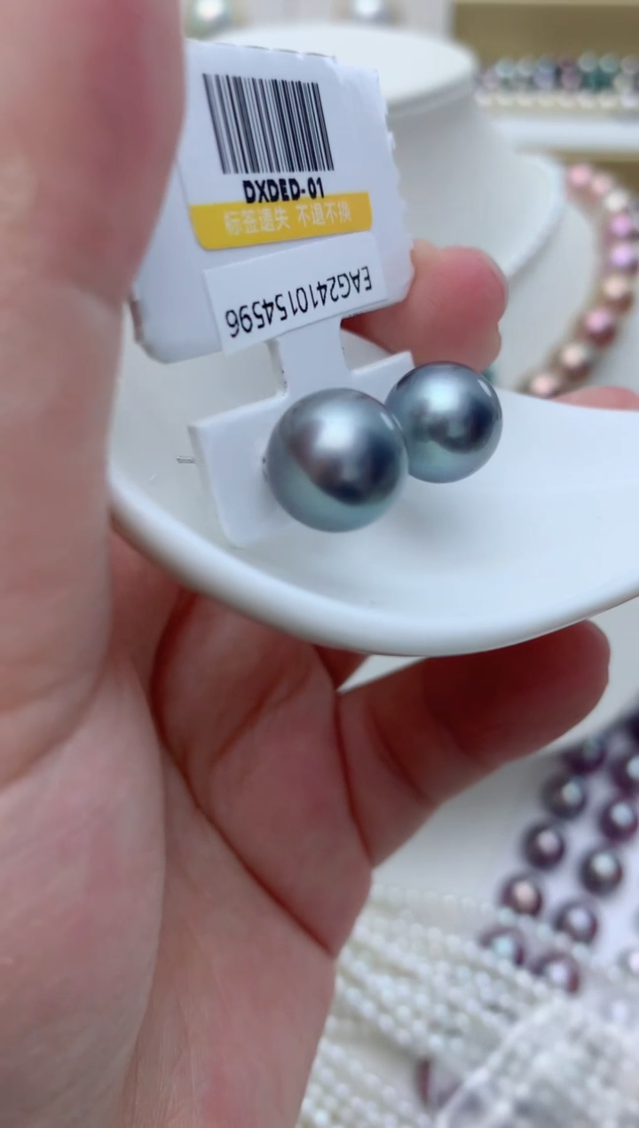 【闪购商品】海水珍珠耳饰18K金镶嵌q73