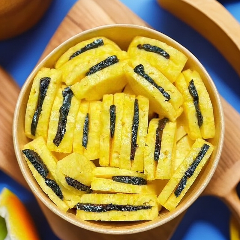 凤梨夹乌梅约300g（酸甜可口）