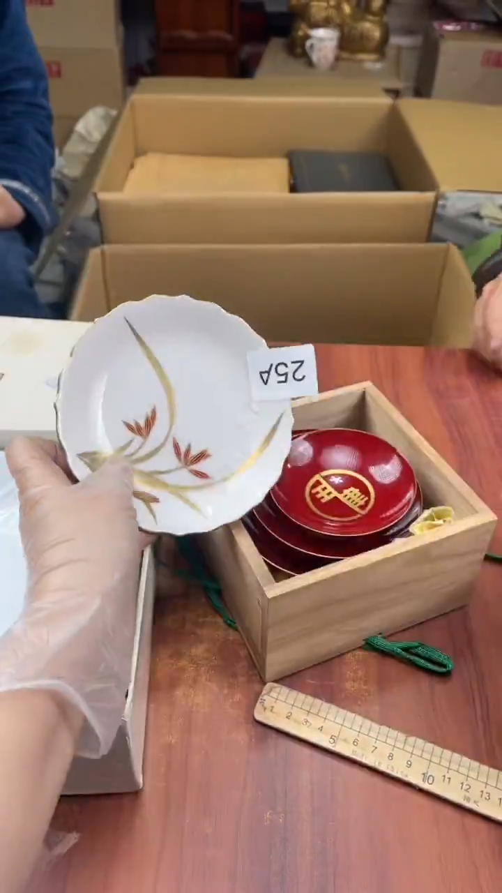 瓷片薇**i盛日中古杂项甄选