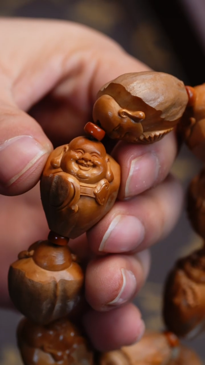 【闪购商品】橄榄核吊坠苏工橄榄核