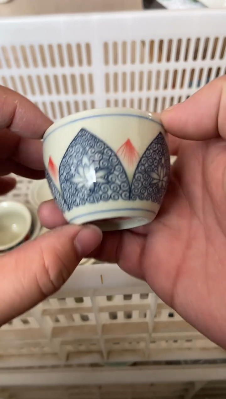 杯无运费险有瑕疵的摄影的产品有使用过的痕迹有点脏介意勿拍