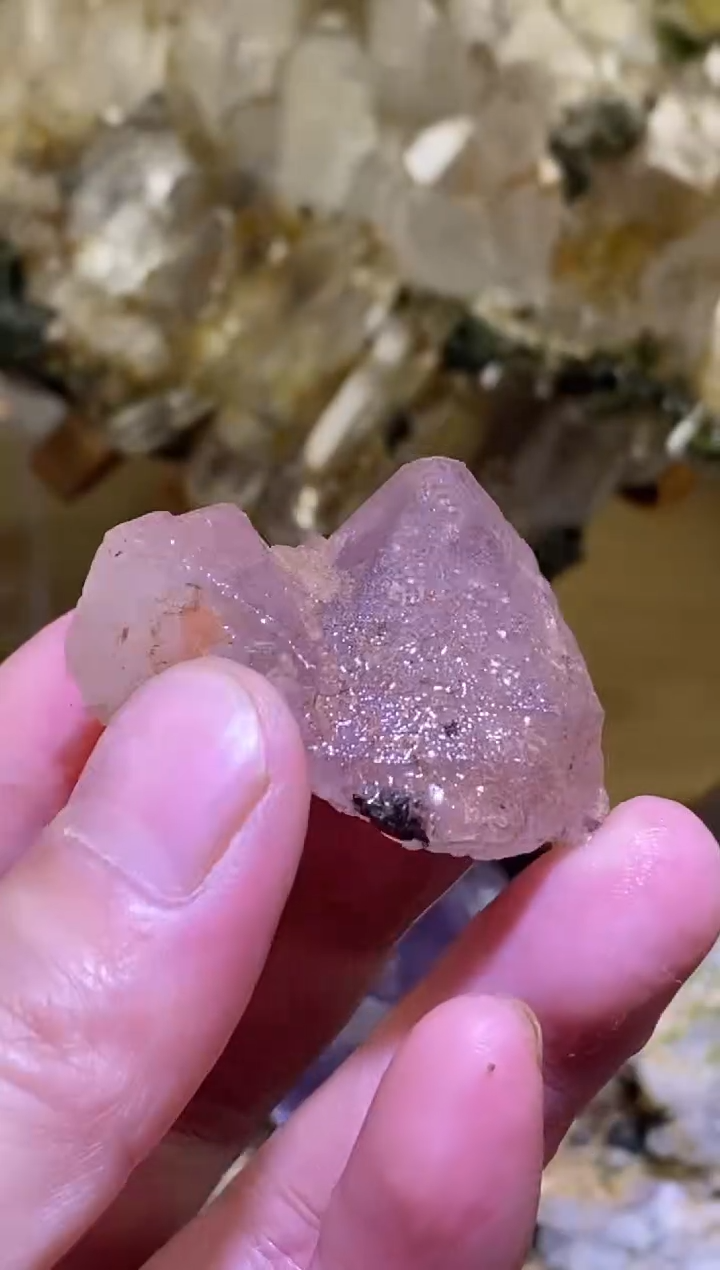 未镶嵌珠宝半成品水晶158号四川超七花园水晶原石