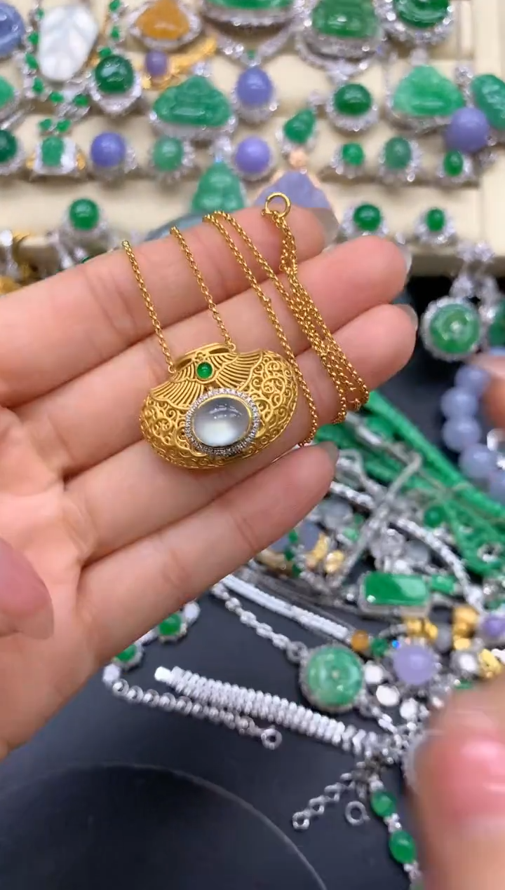 【闪购商品】翡翠颈饰18K金镶嵌432-中国好珍宝