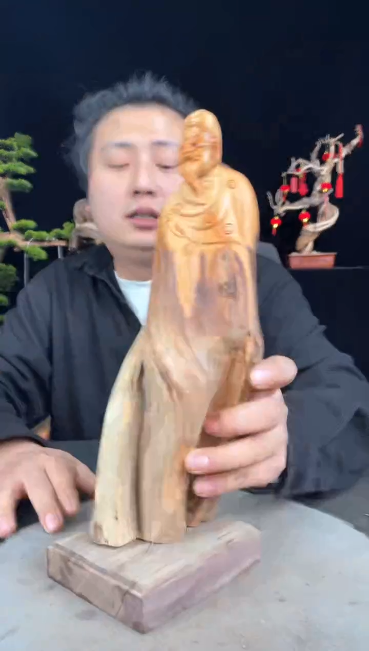 【闪购商品】柏木（崖柏）其他手工摆件,先抢先得!