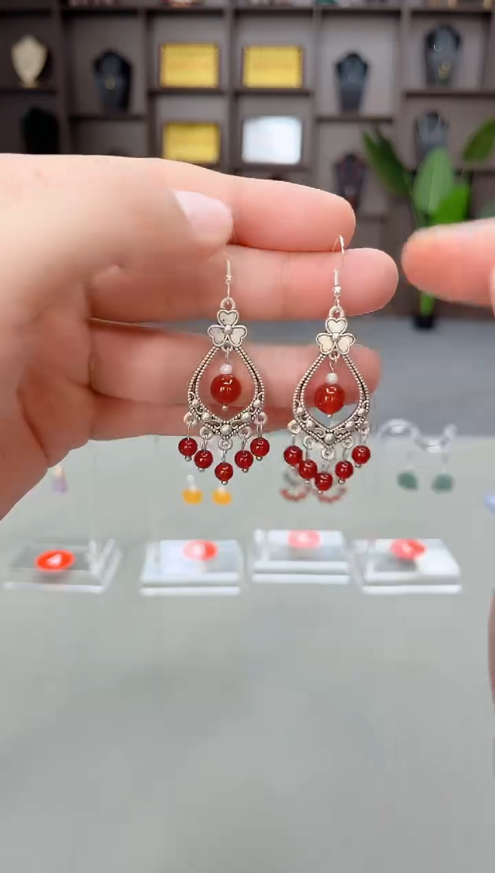 未镶嵌耳饰玛瑙/玉髓103000