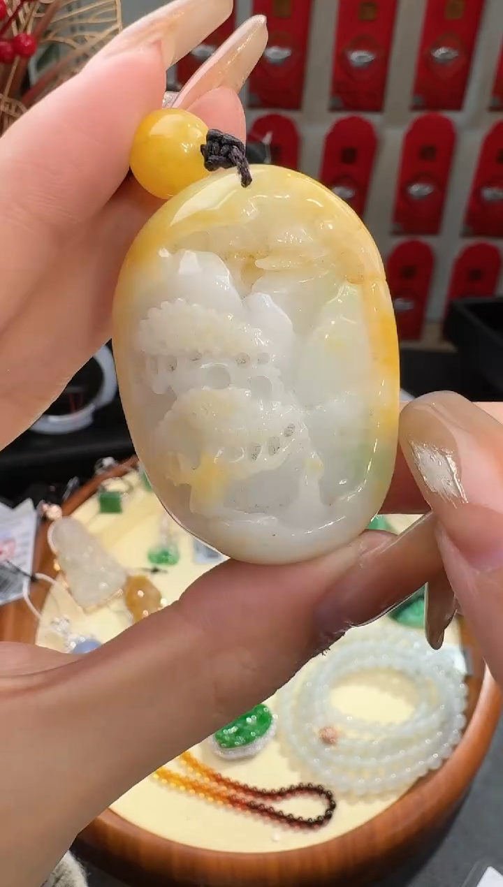 【闪购商品】翡翠颈饰未镶嵌挂件
