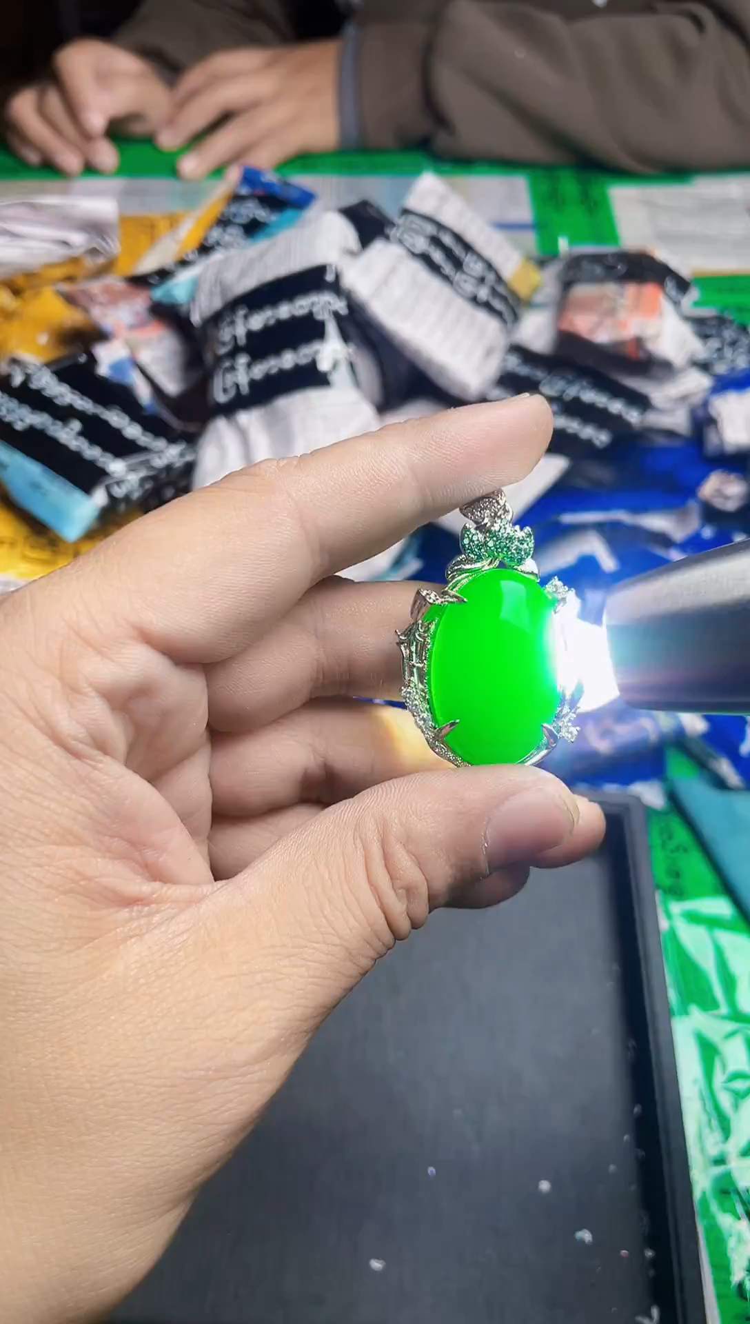 强子收货--所见即所得--多样性发货--FH2410绿色蛋面