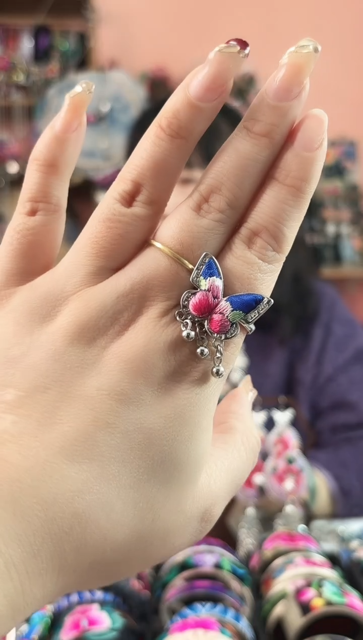 艺枝独绣手工饰品106