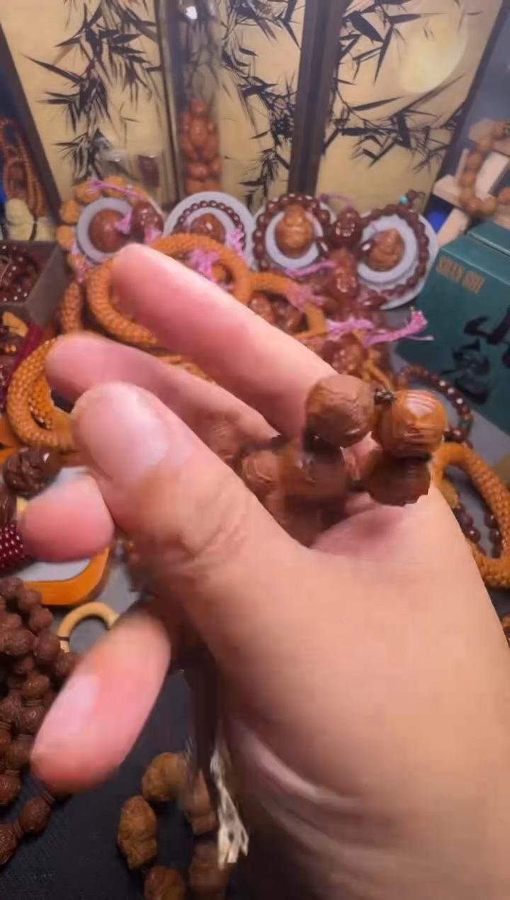 手串橄榄核?**花百财一串