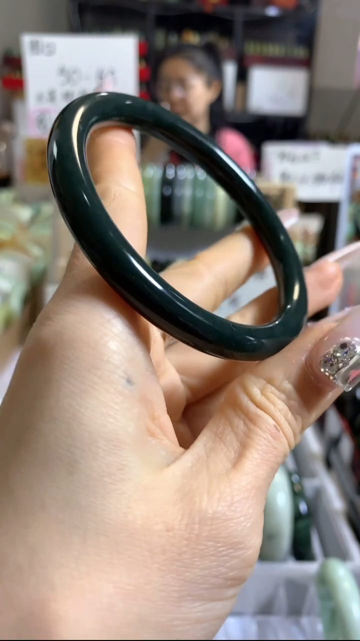 未镶嵌手镯和田玉51 62+