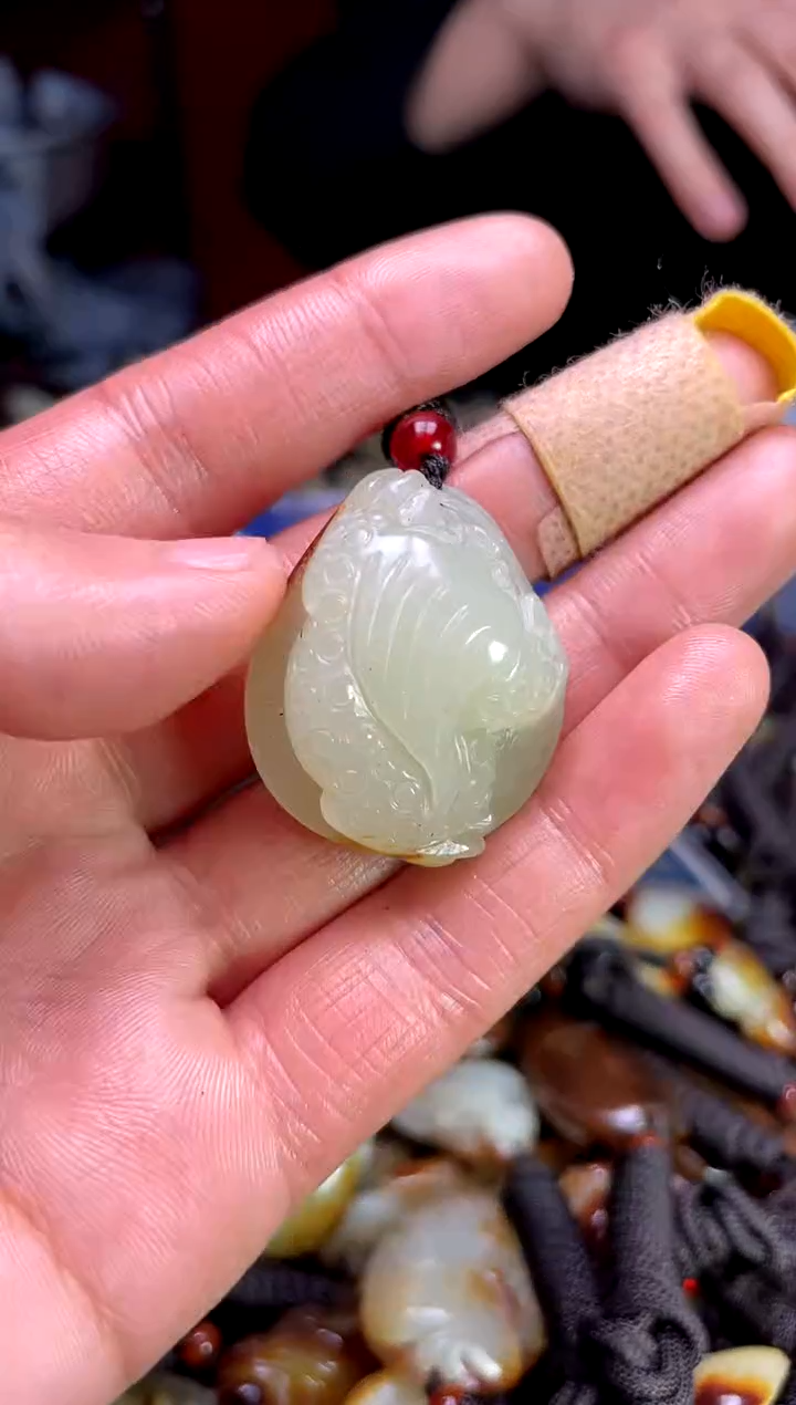 【闪购商品】和田玉颈饰未镶嵌1