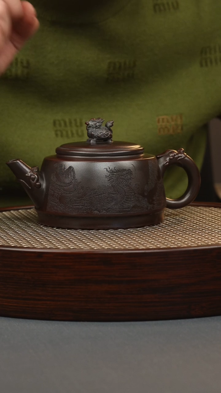【闪购商品】紫砂茶壶古红泥 龙龟壶 刻绘