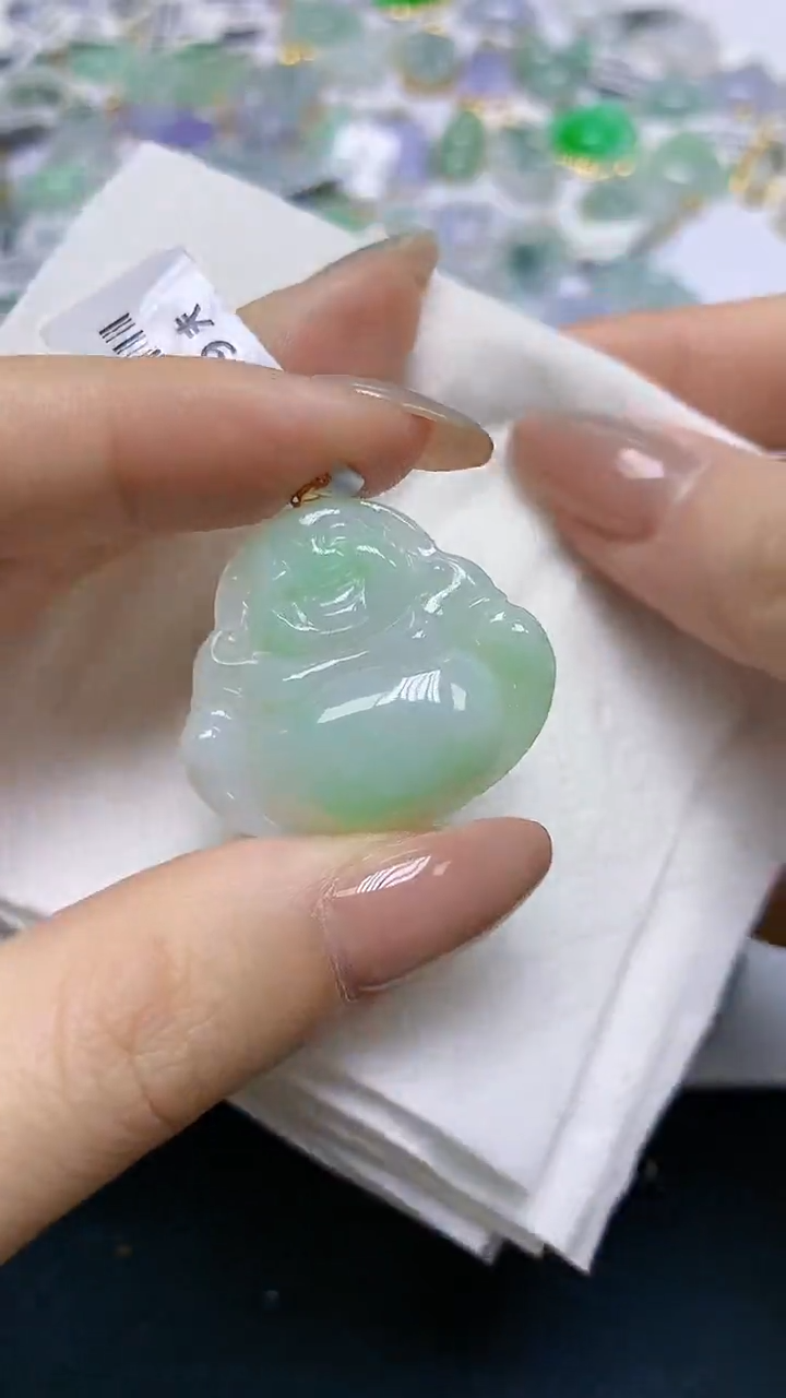 翡翠18K金镶嵌颈饰天然缅甸A货翡翠