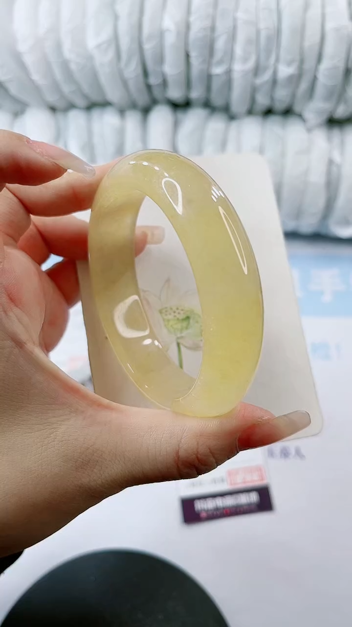 【闪购商品】石英质玉手镯未镶嵌1035065025-多样性发货