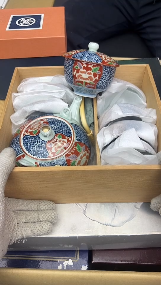 【闪购商品】1壶5杯中古回流瓷器好看，谨慎参拍