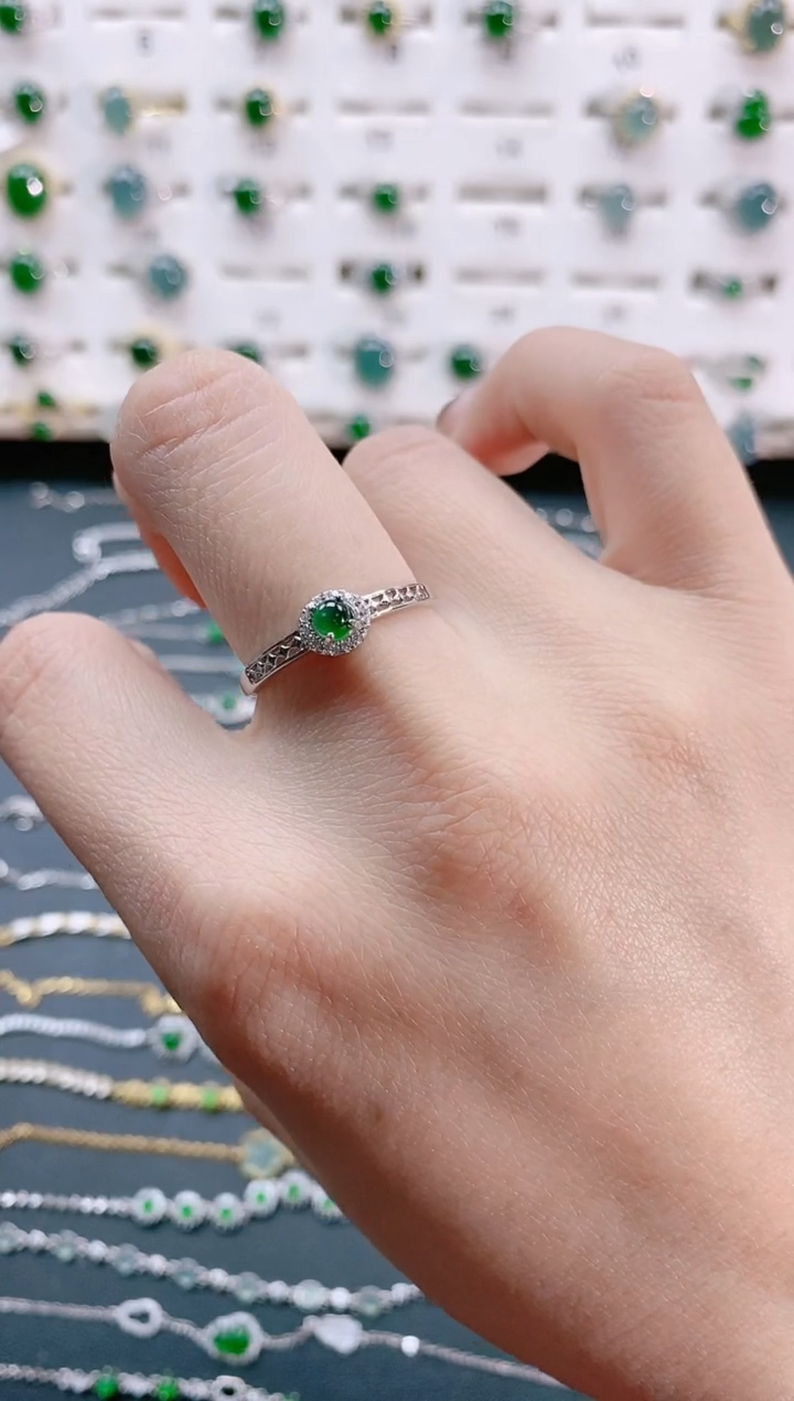 【闪购商品】翡翠戒指银S925镶嵌天然翡翠