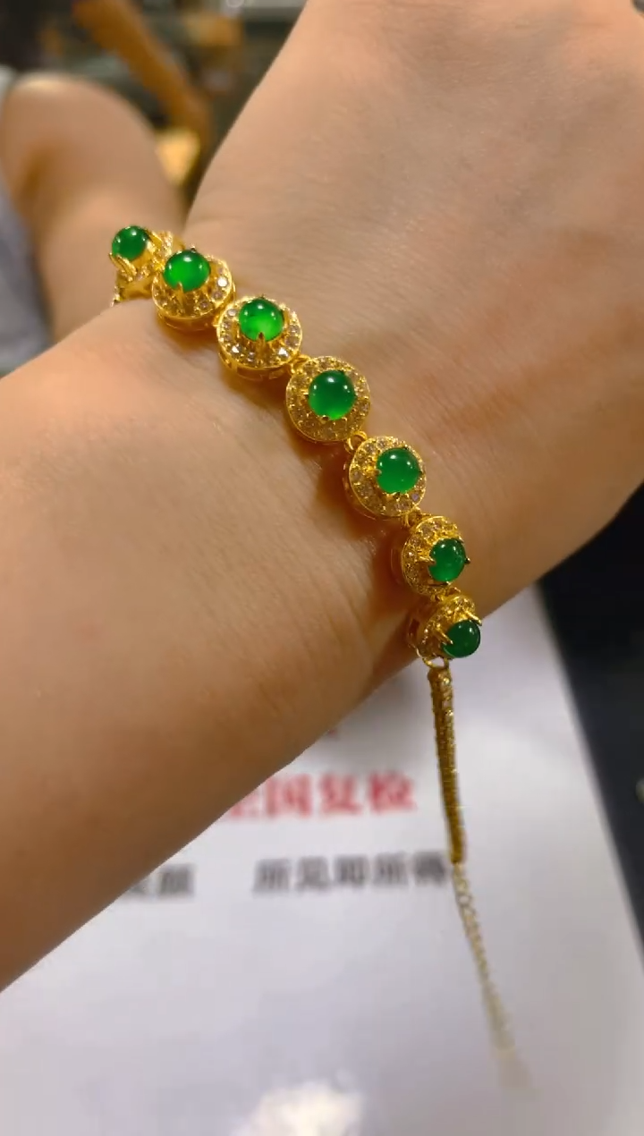 未镶嵌手链翡翠多样性发一