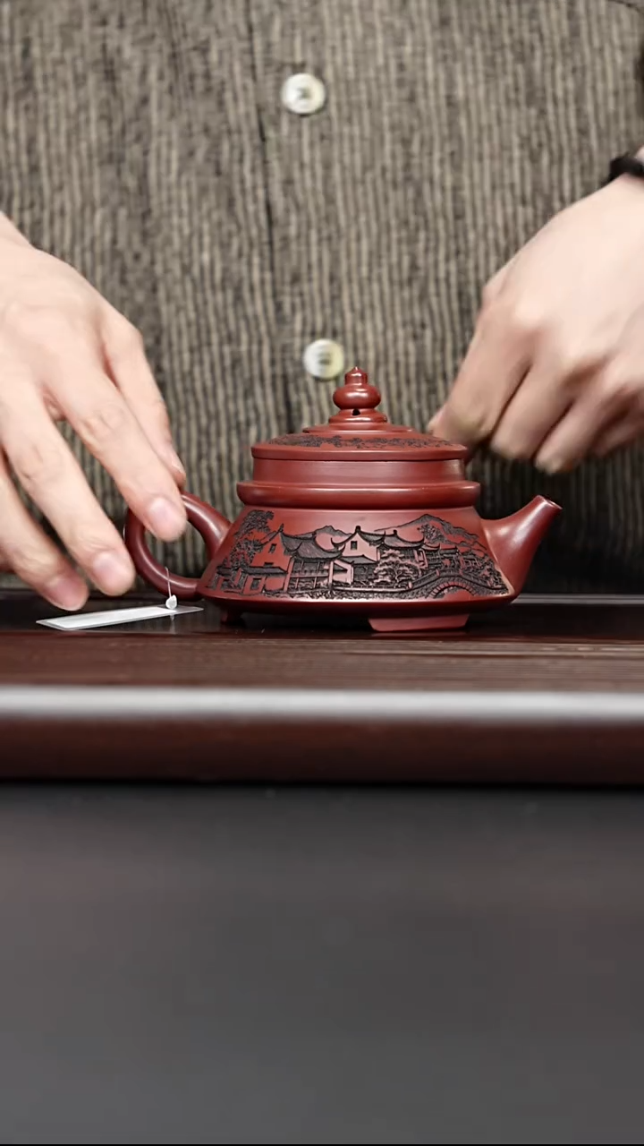 茶壶紫砂宜兴紫砂 亭台宝塔壶 顾林芳
