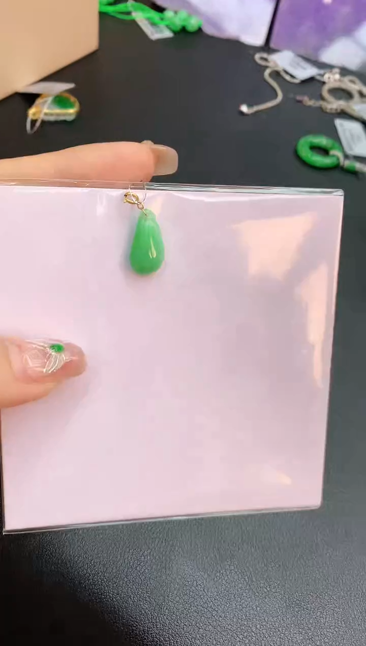 【闪购商品】翡翠颈饰18K金镶嵌赠礼盒证书 珍珍