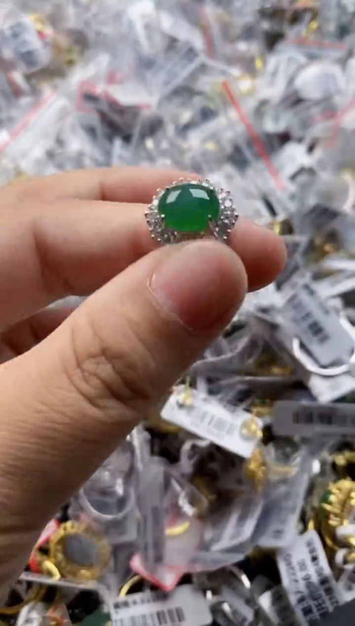 翡翠戒指银S925镶嵌6666      5