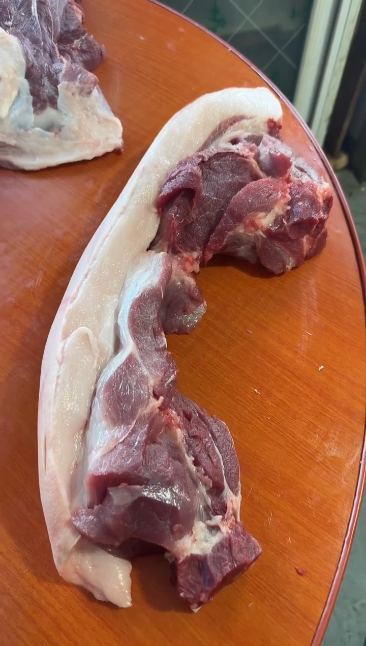 中国大陆180食用农产品神**儿猪前漕肉2.69神的女儿