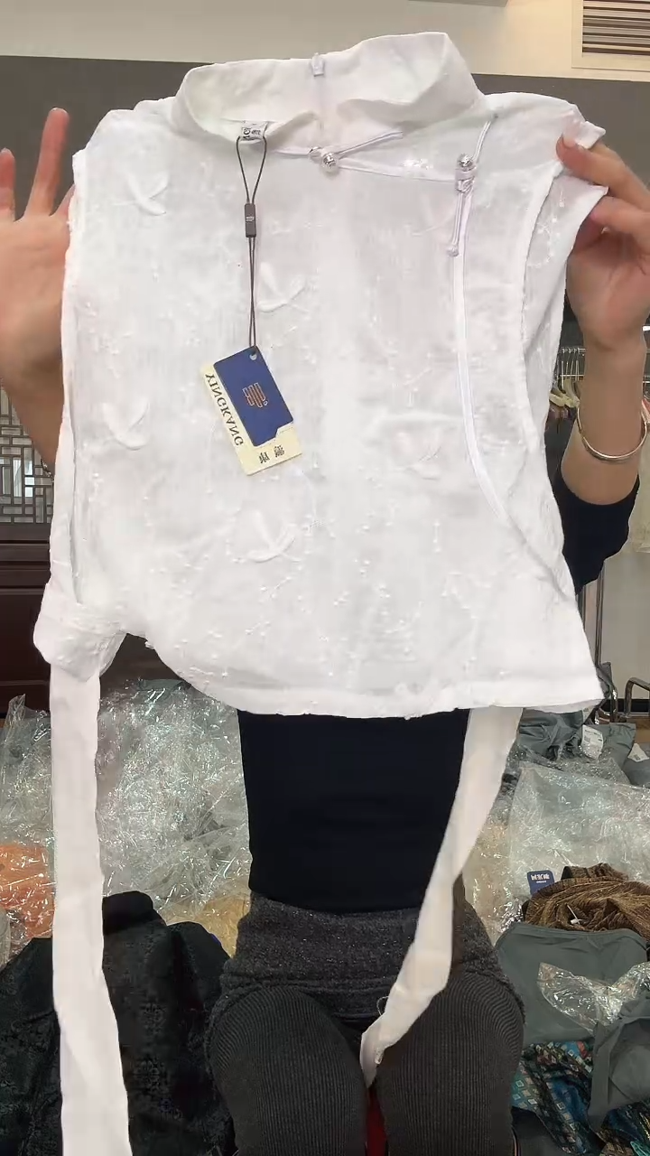 衬衣       XL码        110-120斤