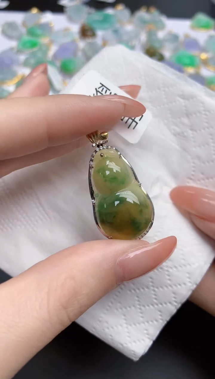 【闪购商品】翡翠颈饰18K金镶嵌天然缅甸翡翠A货