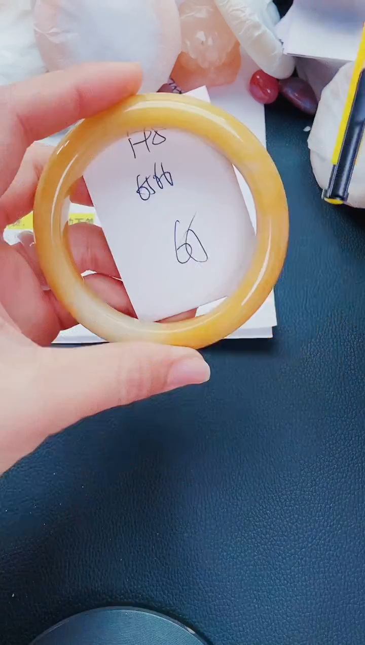 【闪购商品】石英质玉手镯未镶嵌H198-65-66