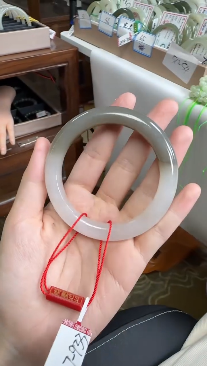 未镶嵌手镯和田玉57