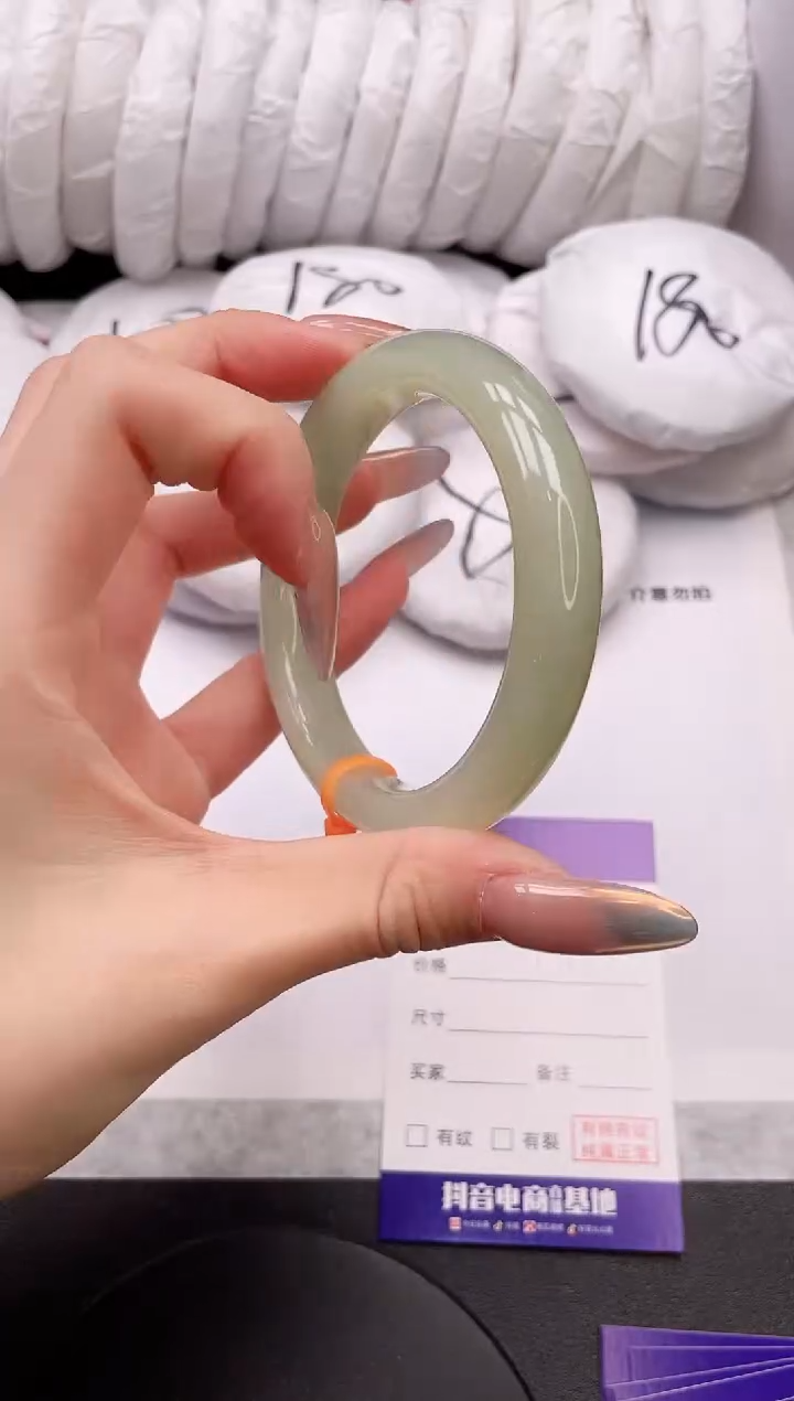 【闪购商品】和田玉手镯未镶嵌22L257-57