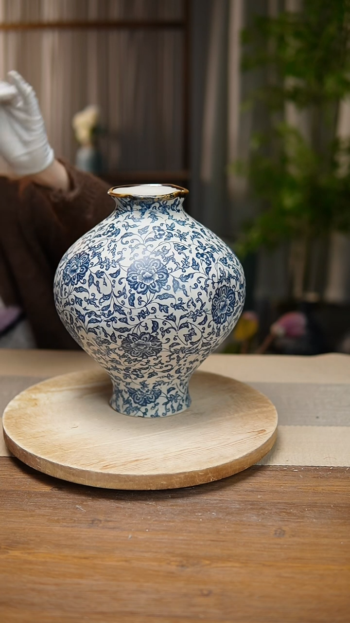 【闪购商品】陶瓷   花器青花瓷缠枝莲灯笼