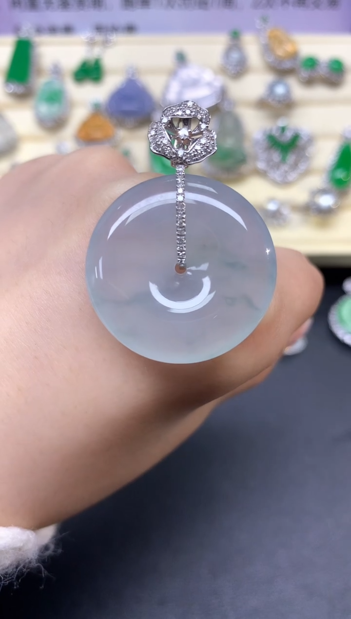 【闪购商品】翡翠吊坠(不含链)18K金镶嵌吊坠|6500+650
