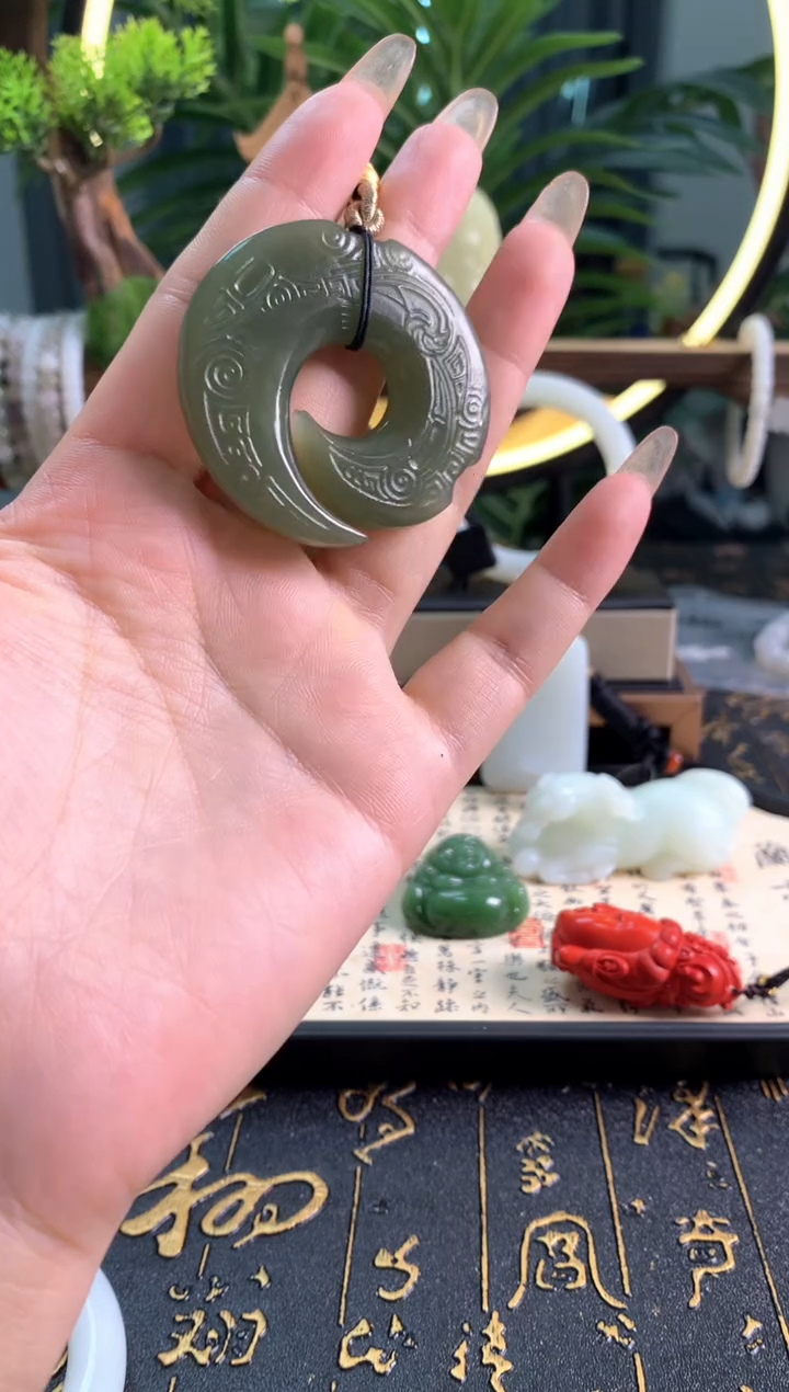 和田玉未镶嵌颈饰博古玉石新疆和田玉-时来运转