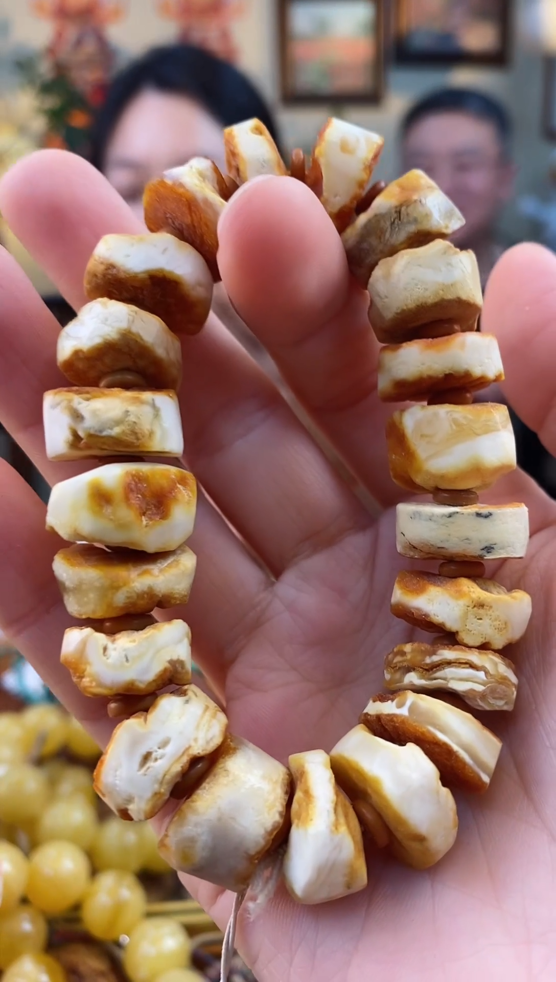 【闪购商品】琥珀手串未镶嵌手串