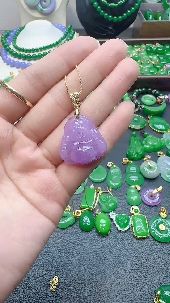吊坠(赠链)未镶嵌翡翠紫厚小佛