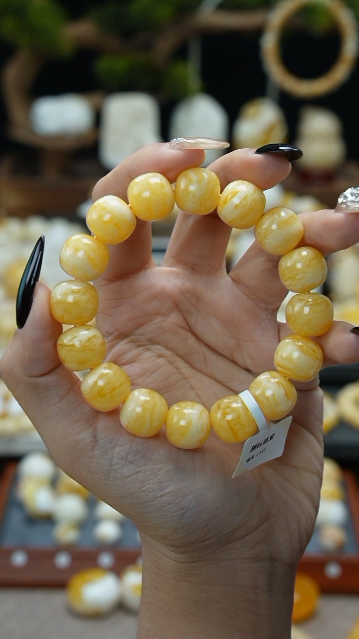 【闪购商品】琥珀裸石未镶嵌111111111111