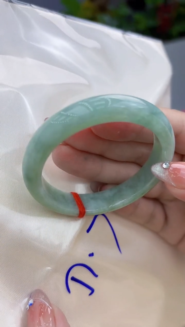 【闪购商品】翡翠手镯未镶嵌翡翠手镯