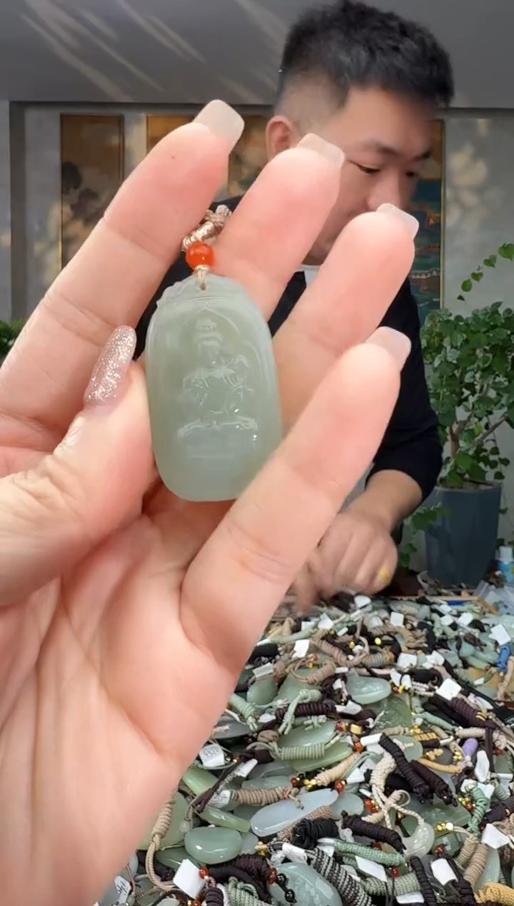 颈饰未镶嵌和田玉拍一发一多样性发货