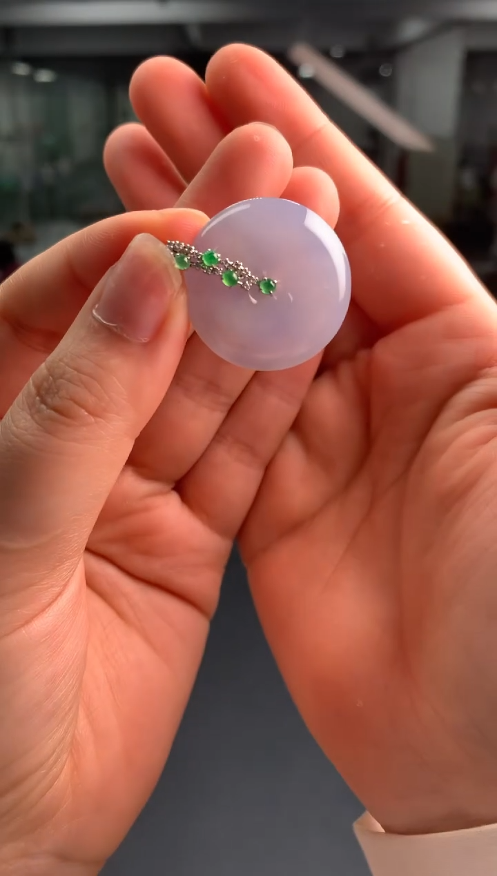 【闪购商品】翡翠颈饰18K金镶嵌翡翠平安扣|不退不换