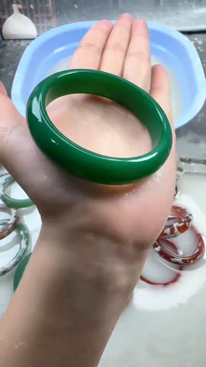 玛瑙/玉髓手镯未镶嵌115