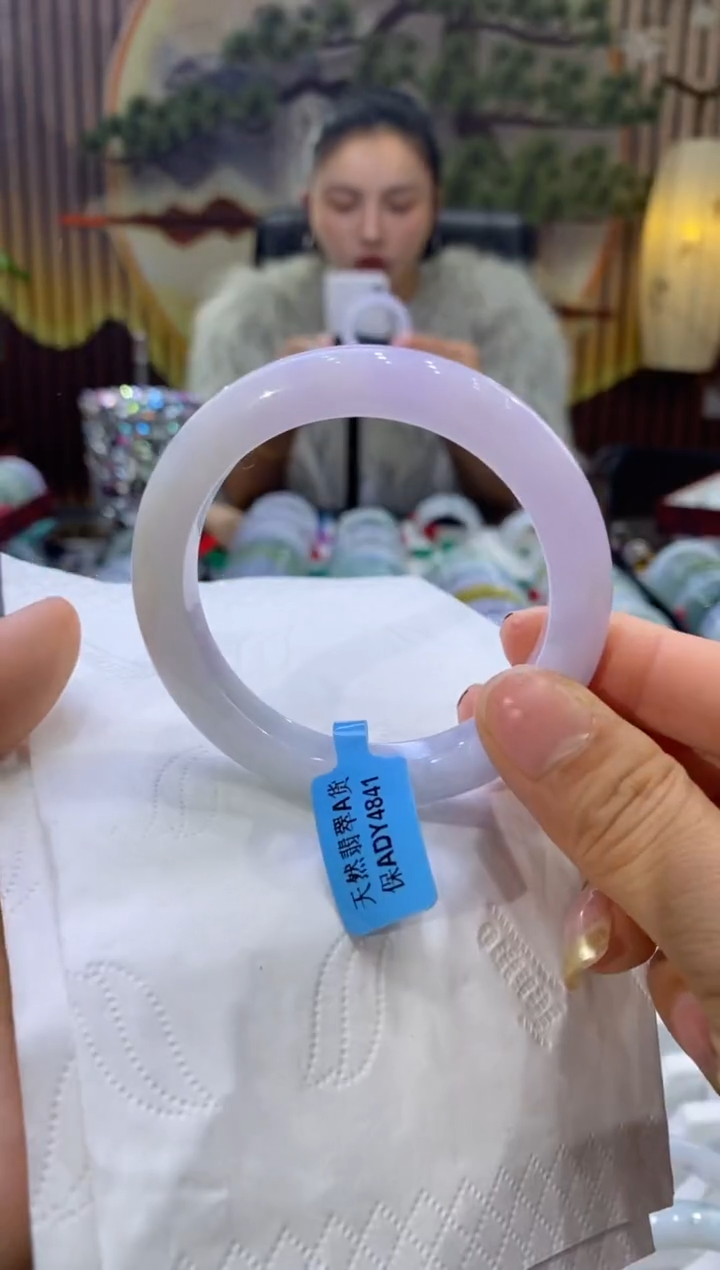 【闪购商品】翡翠手镯未镶嵌多人004536