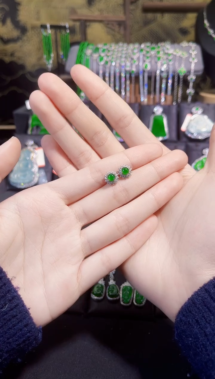 【闪购商品】翡翠耳钉银S925镶嵌蛋面耳钉