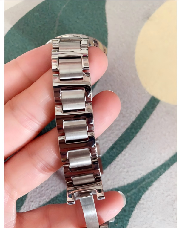 K经典时尚百搭精钢表带蓝气球