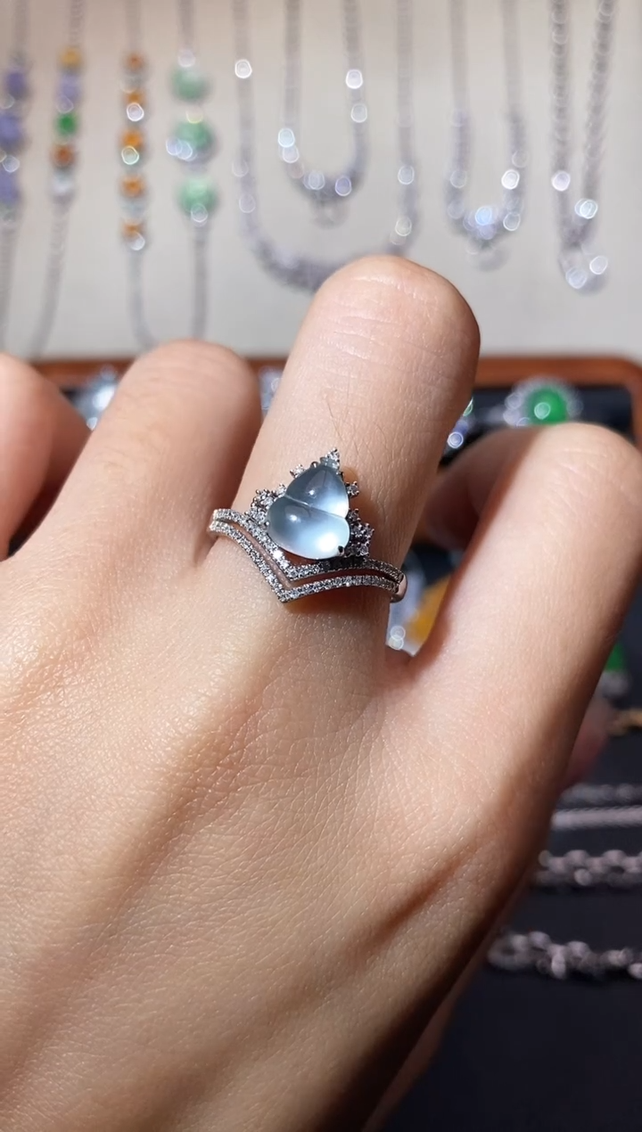 翡翠18K金镶嵌吊坠(不含链)戒指