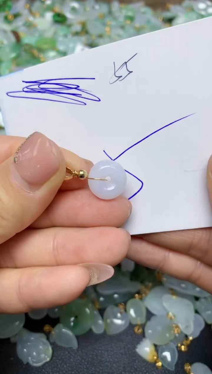 【闪购商品】翡翠挂件合金 天然翡翠A货