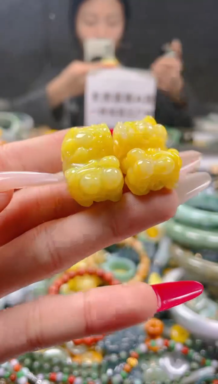 【闪购商品】翡翠颈饰未镶嵌/Z/翡翠A货一图一物
