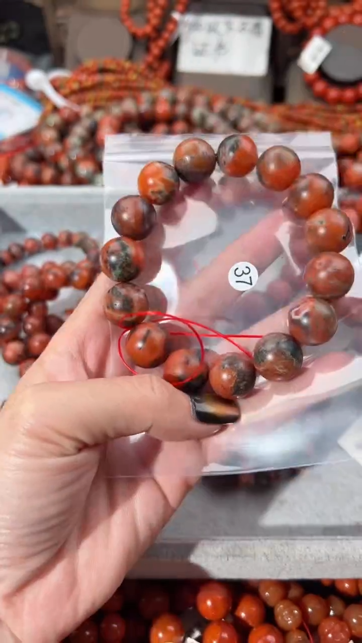 【闪购商品】南红玛瑙手串未镶嵌15+