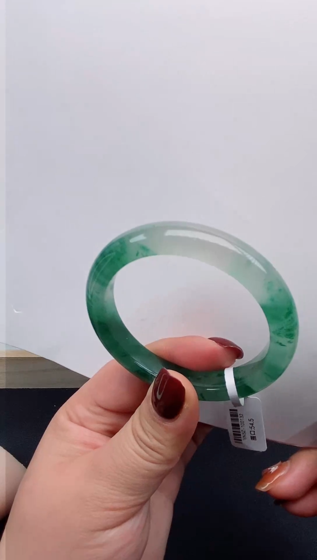 【闪购商品】石英质玉手镯未镶嵌11