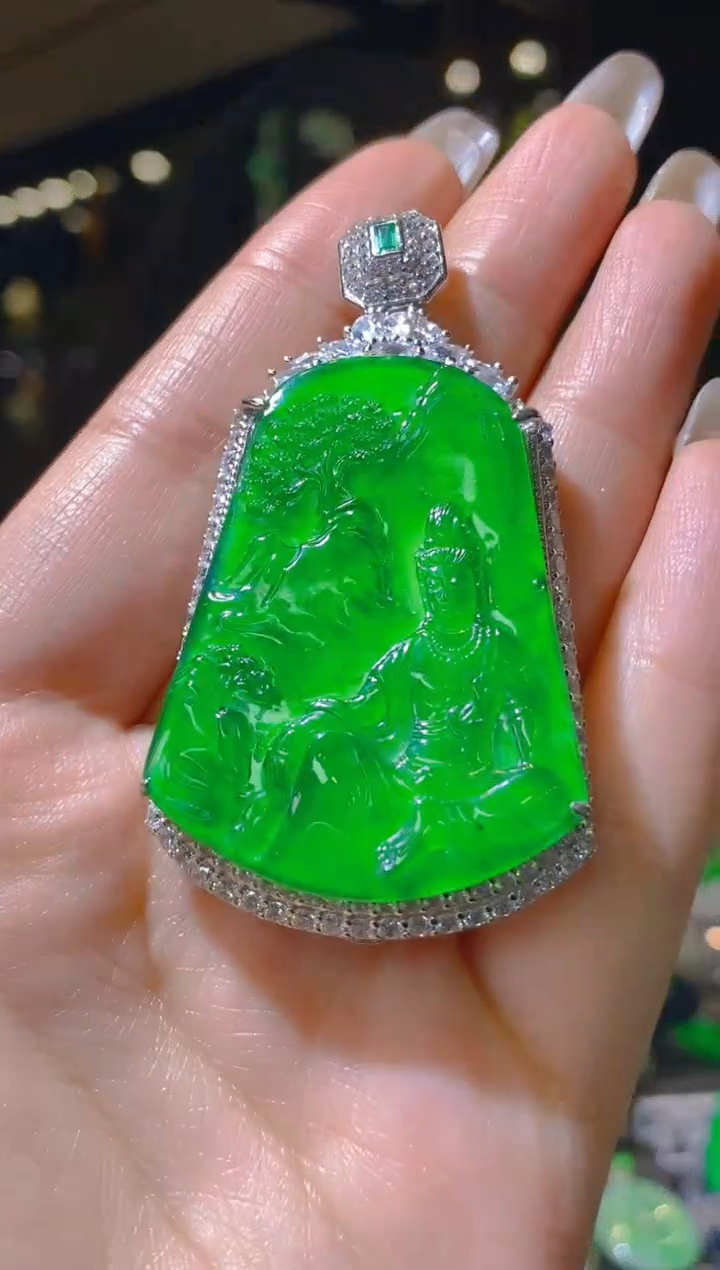 【闪购商品】翡翠吊坠(赠链)银S925镶嵌080     