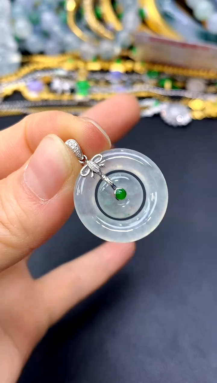 颈饰18K金镶嵌翡翠136-中国好珍宝